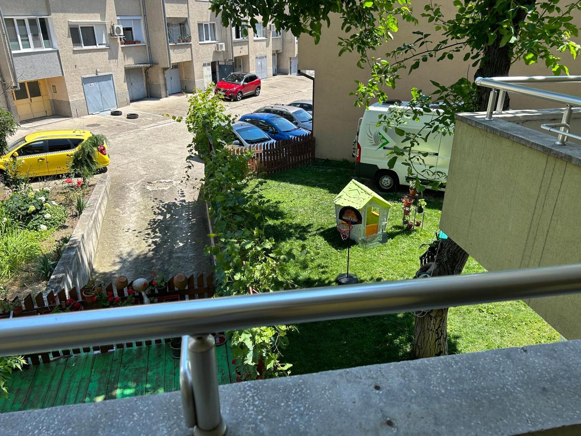 Апартамент Маги Kazanlak Exterior photo